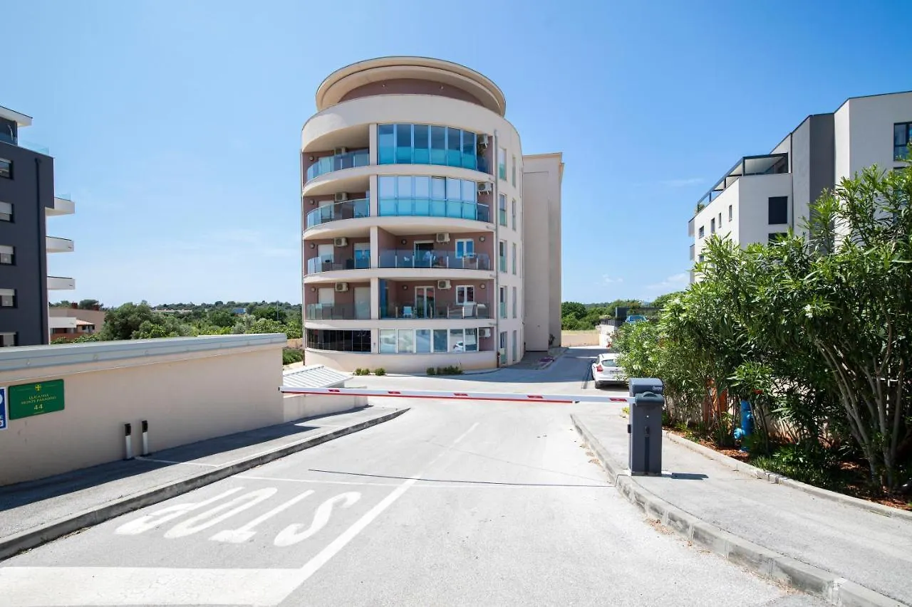 Monte Paradiso Sun Apartment Pula Croatia